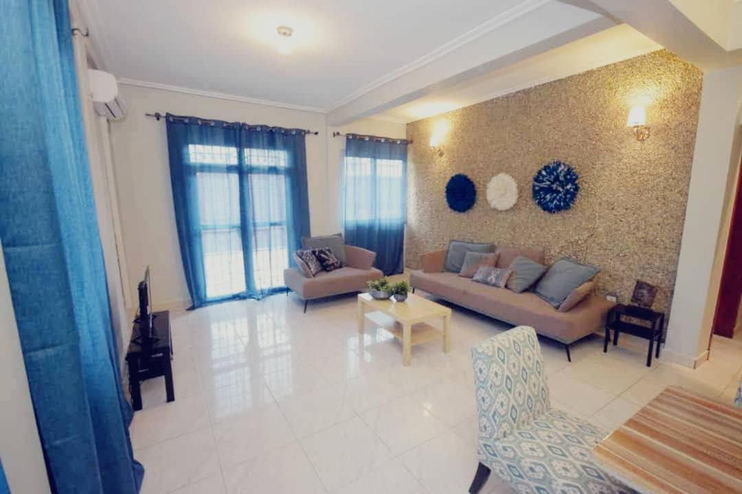אפרטהוטל Stone House - Makepe, דואלה מראה חיצוני תמונה